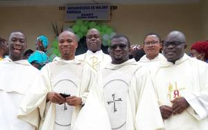Al servicio de la sinodalidad: la parroquia Santa Maravillas de Jesús prepara la visita del Papa León XIV