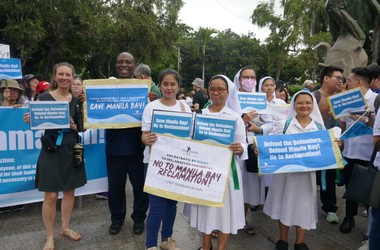 Dominicos en la ONU manifestacion para proteger la bahia de manila