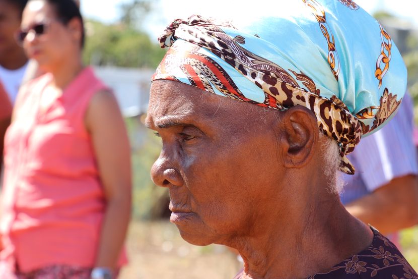 mujer desalojada